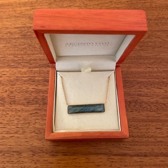 Labradorite Argento Vivo Necklace - Picture 3 of 4